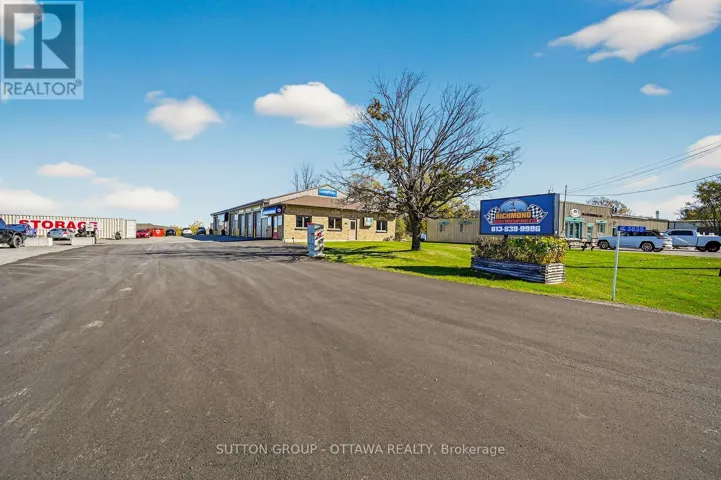 3835 MCBEAN STREET, Ottawa, Ontario K0A2Z0