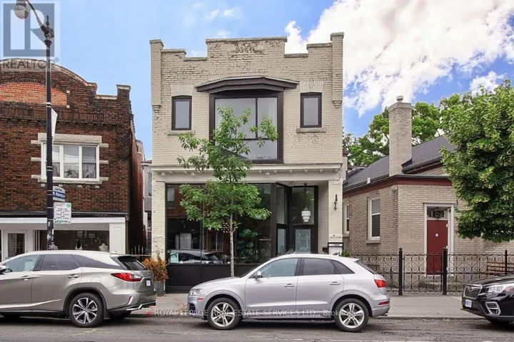 3047 DUNDAS STREET W, Toronto (Junction Area), Ontario M6P1Z5