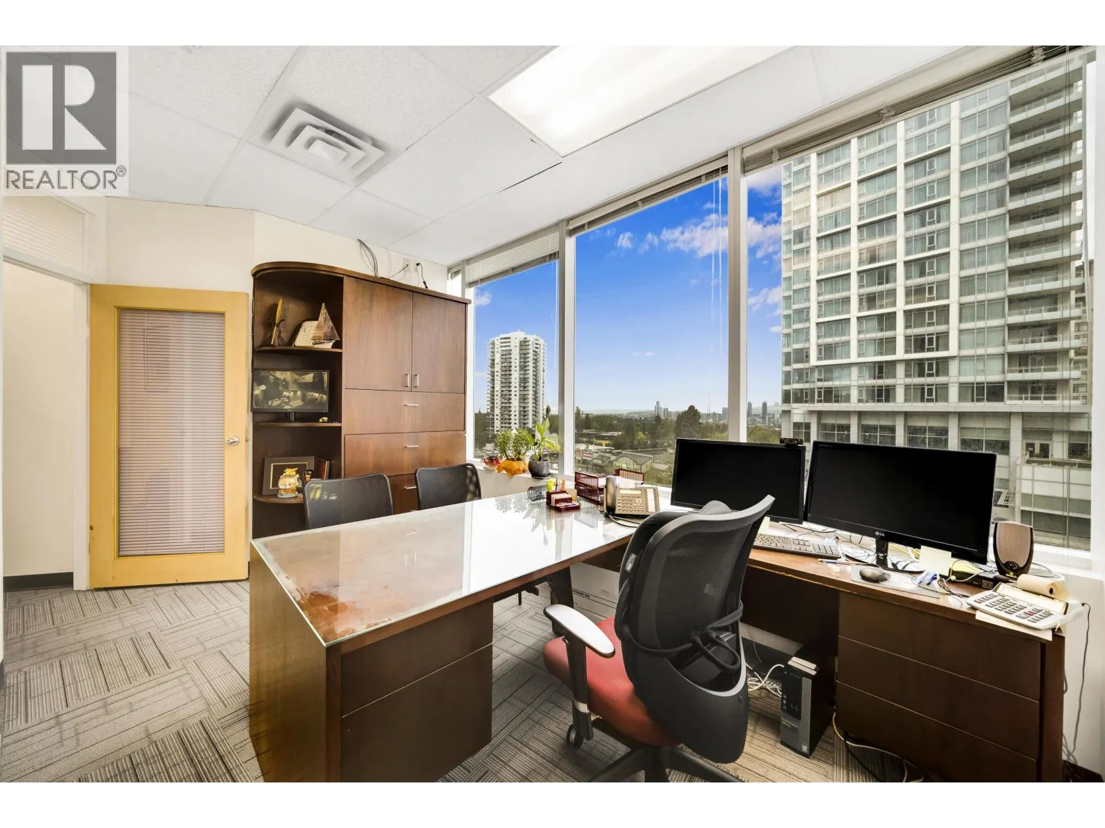 Commercial Sale For Sale