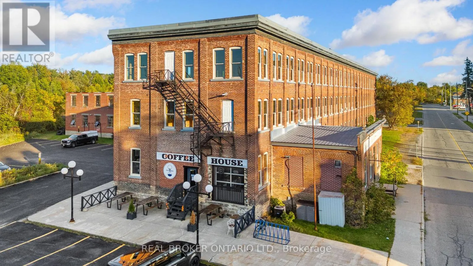 Commercial Sale For Sale