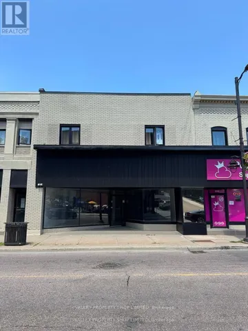 213 PEMBROKE STREET W, Pembroke, Ontario K8A5N1