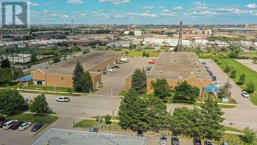 7-9 - 53 QUEENS PLATE DRIVE, Toronto (West Humber-Clairville), Ontario M9W6P1