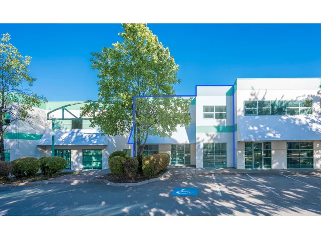 106 17665 66A AVENUE, Surrey, British Columbia V3S2A7