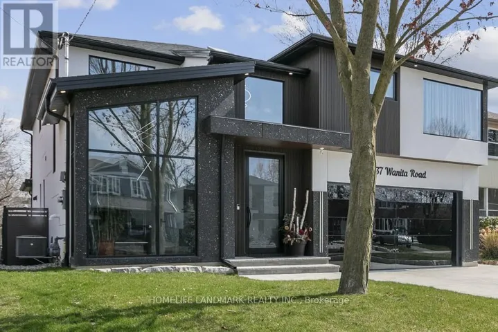 37 WANITA ROAD, Mississauga (Port Credit), Ontario L5G1B3