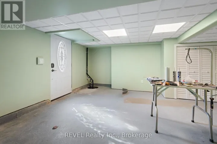 LOWER - 6801 LUNDYS LANE, Niagara Falls (Hospital), Ontario L2G1V6