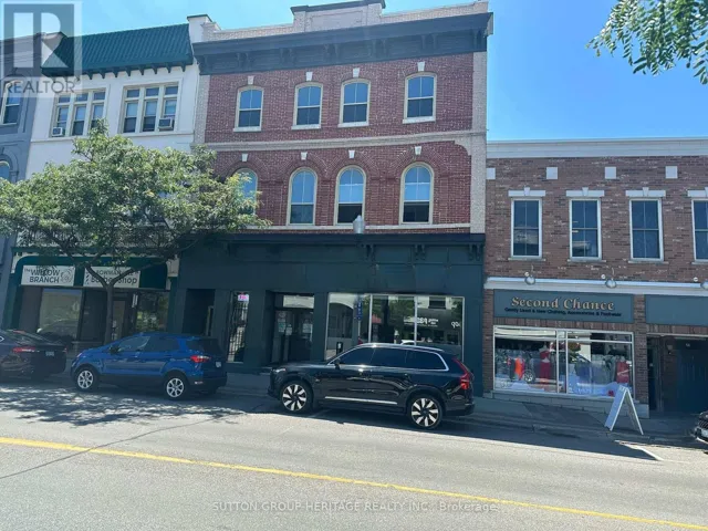21 KING STREET W, Clarington (Bowmanville), Ontario L1C1R2