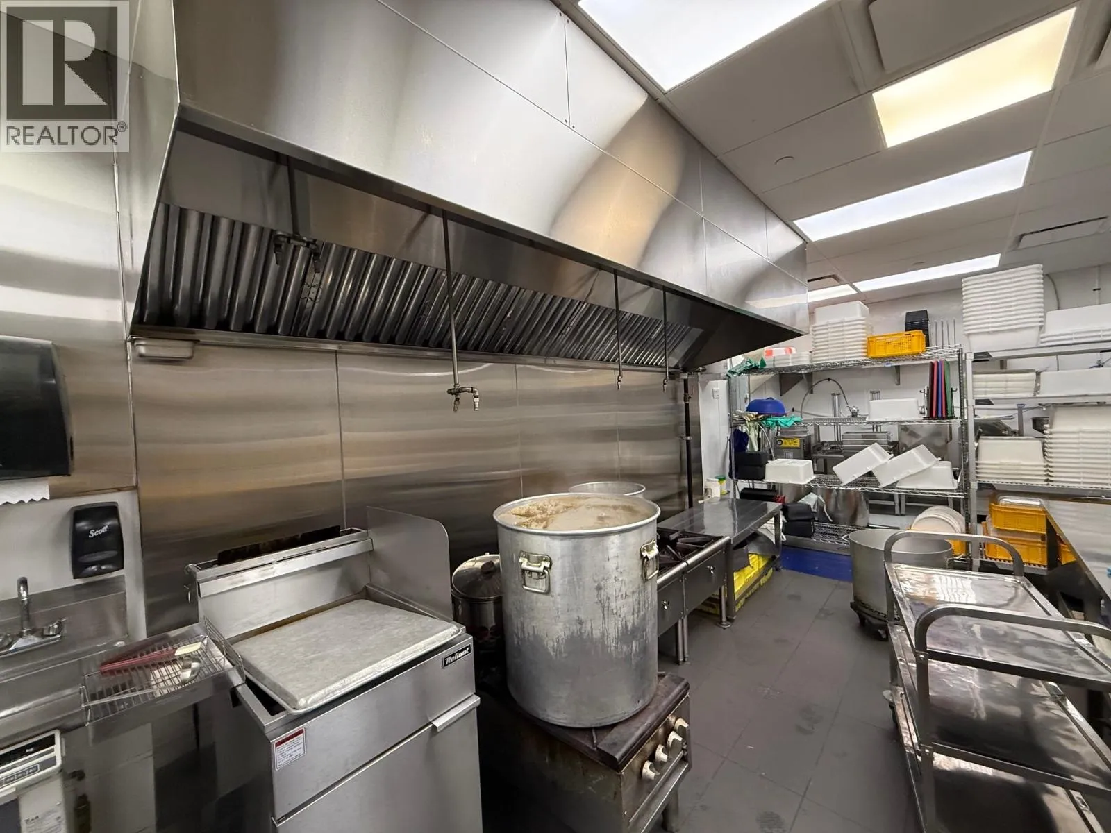 Commercial Sale For Sale