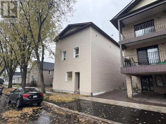 216 Leith, Thunder Bay, Ontario P7C1M8