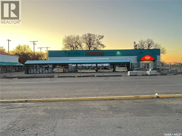 101 Sidney STREET, Maple Creek, Saskatchewan S0N1N0