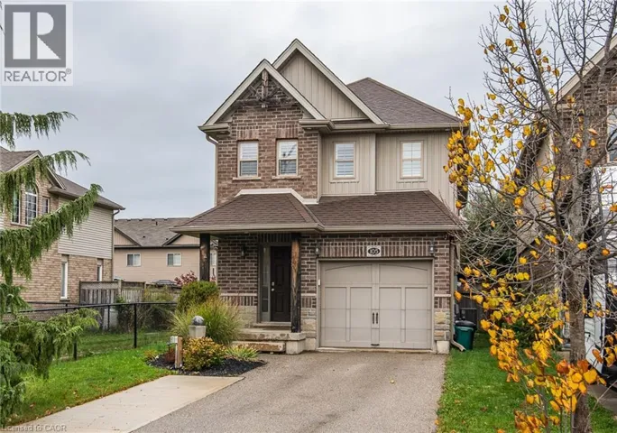 105 CAPTAIN MCCALLUM Drive, New Hamburg, Ontario N3A0B5