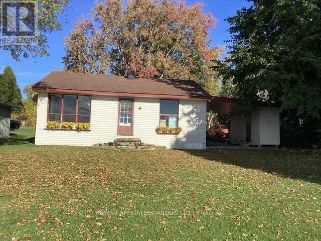 38 HAMILTON ISLAND ROAD, South Glengarry, Ontario K0C2E0