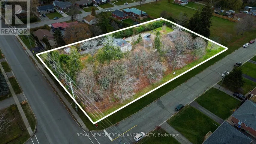 198 VICTORIA STREET N, Port Hope, Ontario L1A3N3