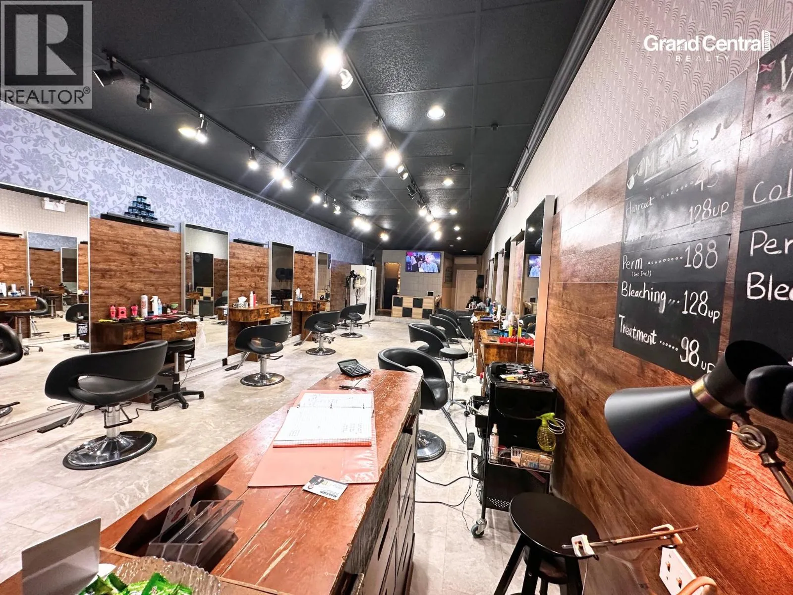 Commercial Sale For Sale