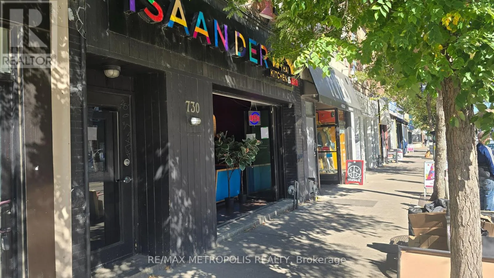 Commercial Sale For Sale