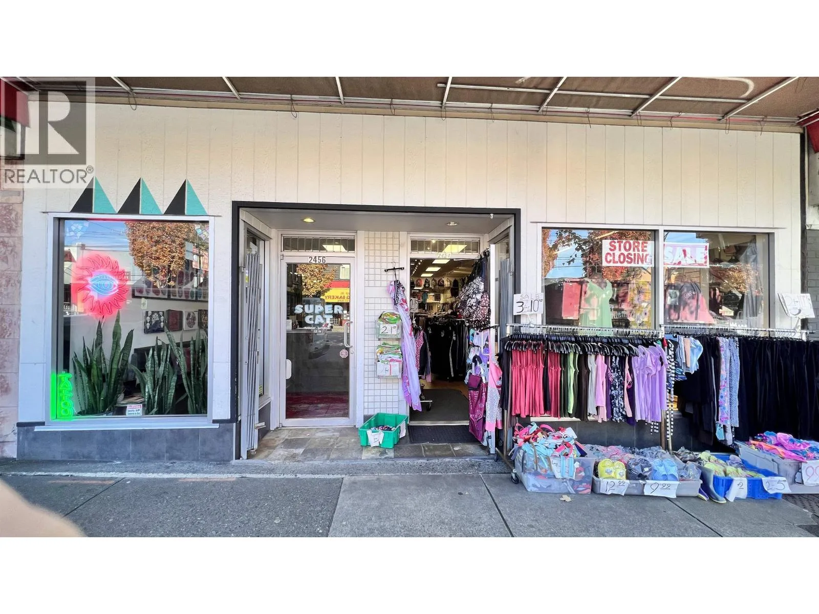 Commercial Sale For Sale