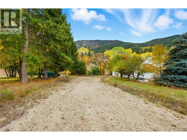 Lot A McPhee Road, Castlegar, British Columbia V1N4L9