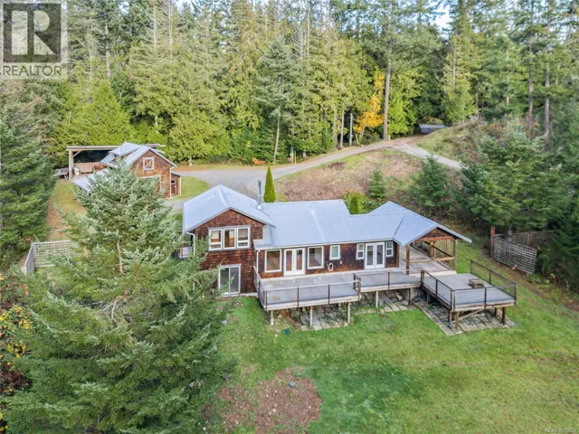 211 Long Harbour Rd, Salt Spring, British Columbia V8K2K9