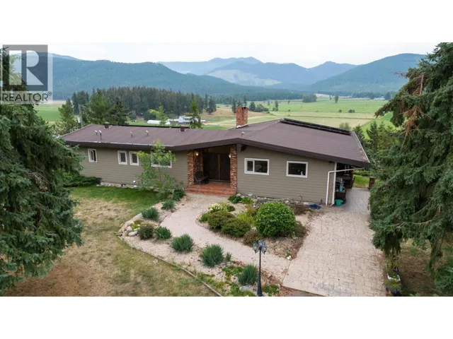 2545 6 Highway, Lumby, British Columbia V0E2G1