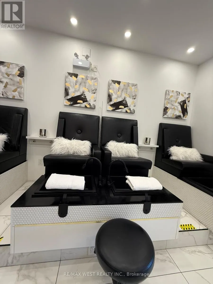 Commercial Sale For Sale