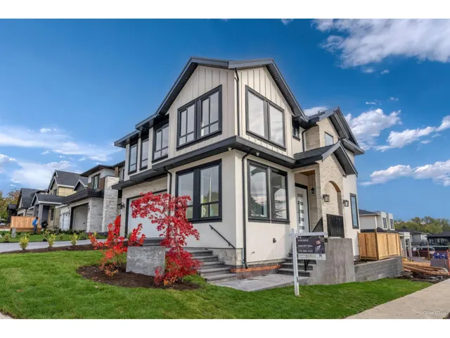 6906 204A STREET, Langley, British Columbia V2Y4A4