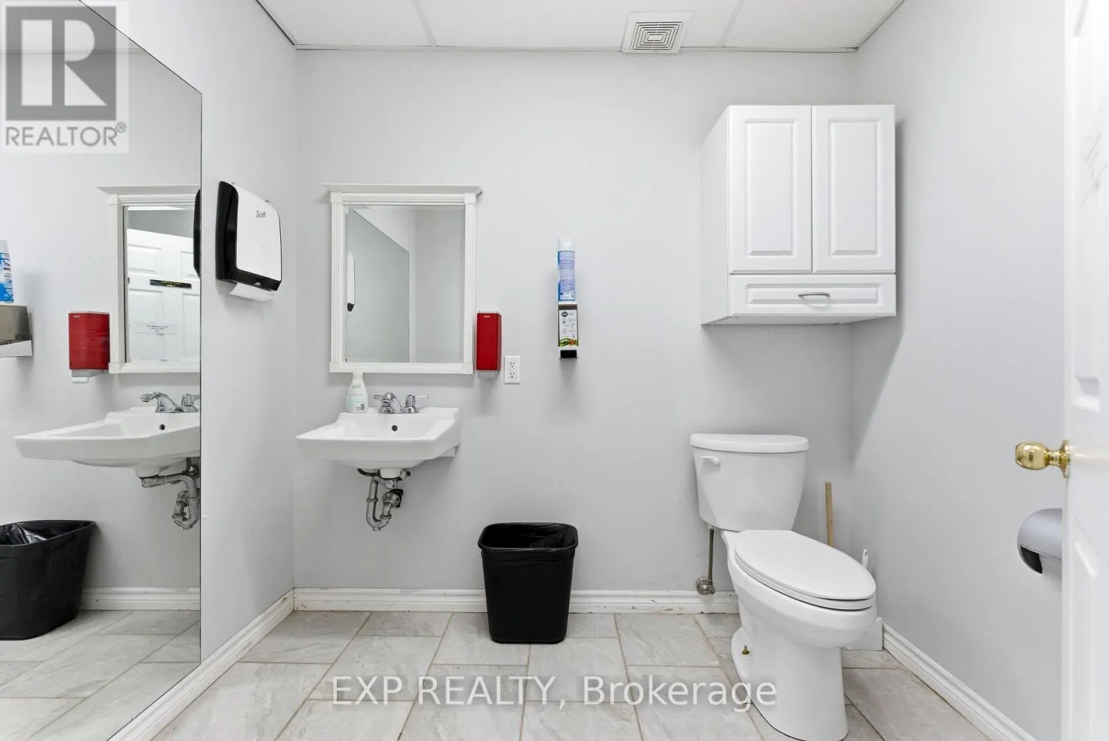 Commercial Sale For Sale