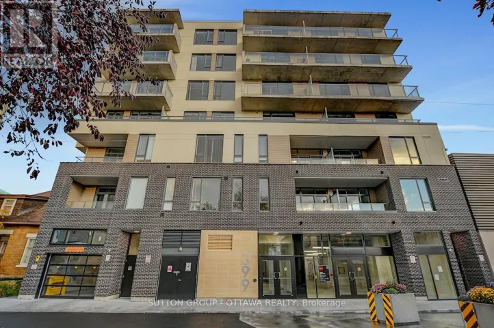 399 WINSTON AVENUE, Ottawa, Ontario K2A1Y8