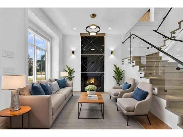 16723 19A AVENUE, Surrey, British Columbia V3Z1K2