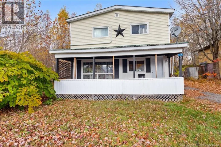 17 Queen Street, Minto, New Brunswick E4B3P2