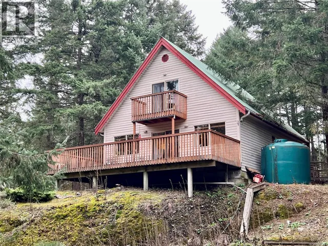 702 Charter Rd, Mayne Island, British Columbia V0N2J1