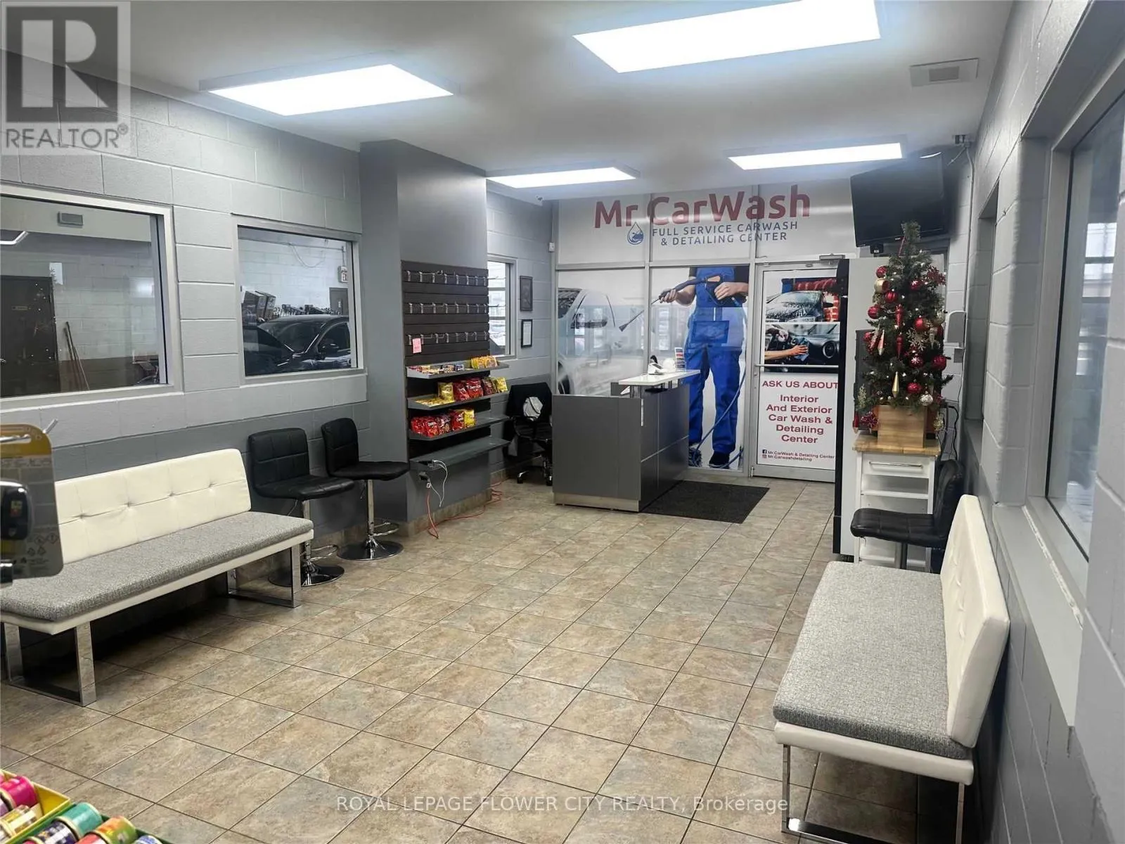 Commercial Sale For Sale