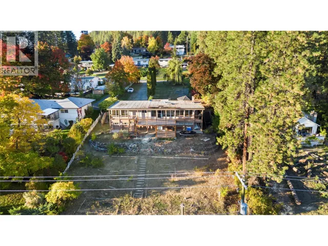 2424 CRAWFORD Street, Creston, British Columbia V0B1G5