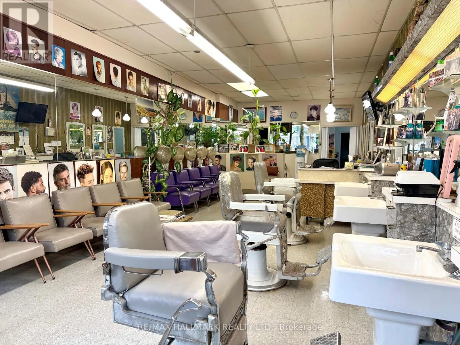 Commercial Sale For Sale