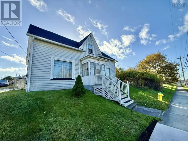 27 Starrs Road, Yarmouth, Nova Scotia B5A2S9