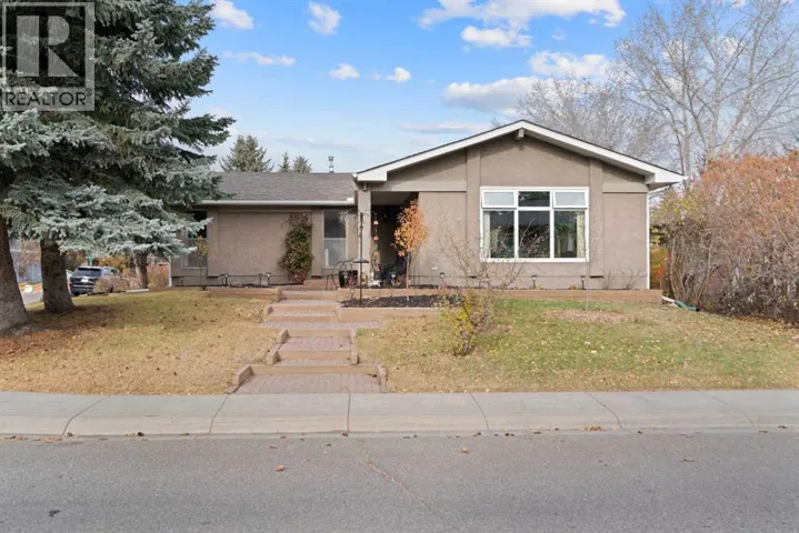 9632 Oakcliffe Drive SW, Calgary, Alberta T2V0J7