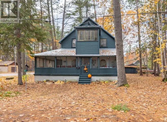 127 ALEXANDRA STREET, Petawawa, Ontario K8H2R2