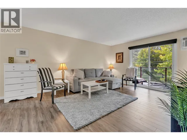 110 SKAHA Place Unit# 310, Penticton, British Columbia V2A7L1