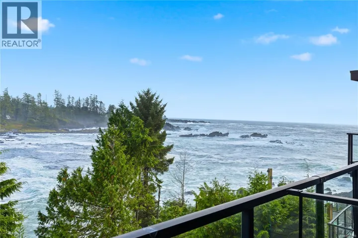 306 596 Marine Dr, Ucluelet, British Columbia V0R3A0