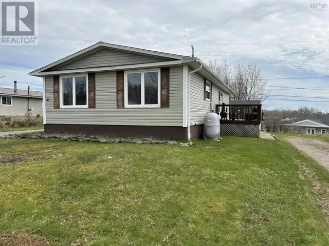 43 Oak Crescent, Port Hawkesbury, Nova Scotia B9A3H6