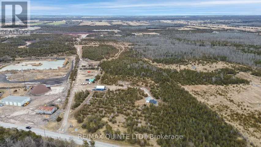 55 COUNTY ROAD 14, Prince Edward County (Sophiasburg Ward), Ontario K0K1W0