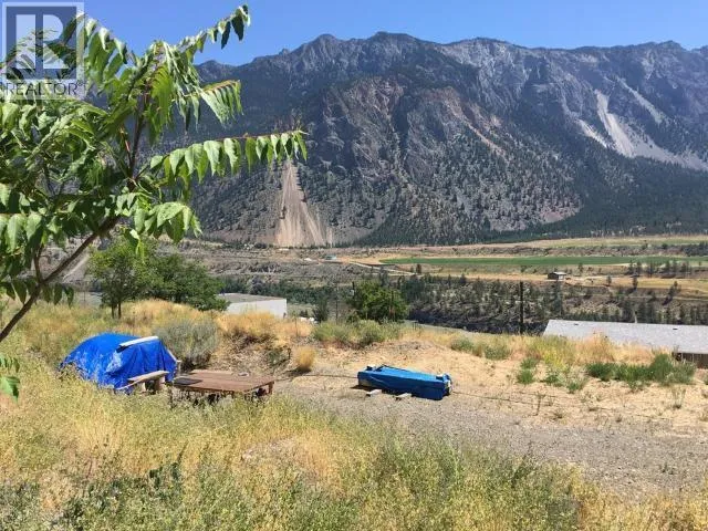 233 HILLCREST Drive, Lillooet, British Columbia V0K1V0