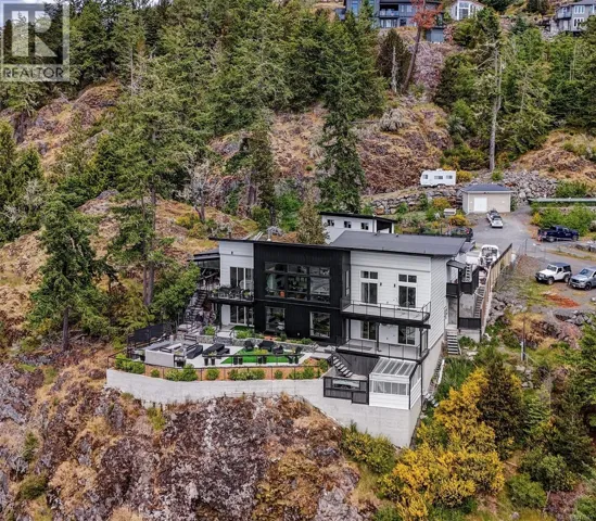 7551 Ocean Park Pl, Sooke, British Columbia V9Z1L8