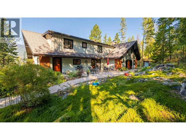 134 Riondel Road, Kootenay Bay, British Columbia V0B1X0