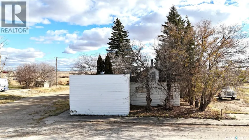 400 Central AVENUE, Kenaston, Saskatchewan S0G2N0