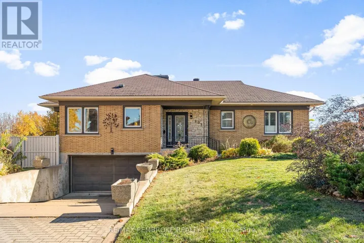 325 BROADVIEW DRIVE, Pembroke, Ontario K8A2A5