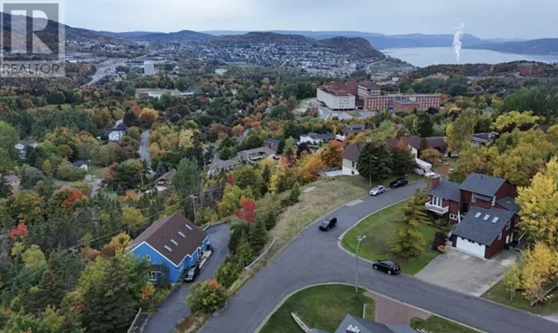 25 MacPherson Avenue, Corner Brook, Newfoundland & Labrador A2H6Z3