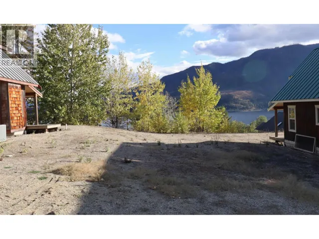 2633 Squilax Anglemont Road Lot# 192, Lee Creek, British Columbia V0E1M5