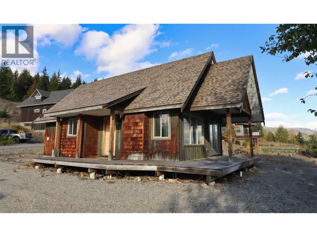 2633 Squilax Anglemont Road Lot# 195, Lee Creek, British Columbia V0E1M5