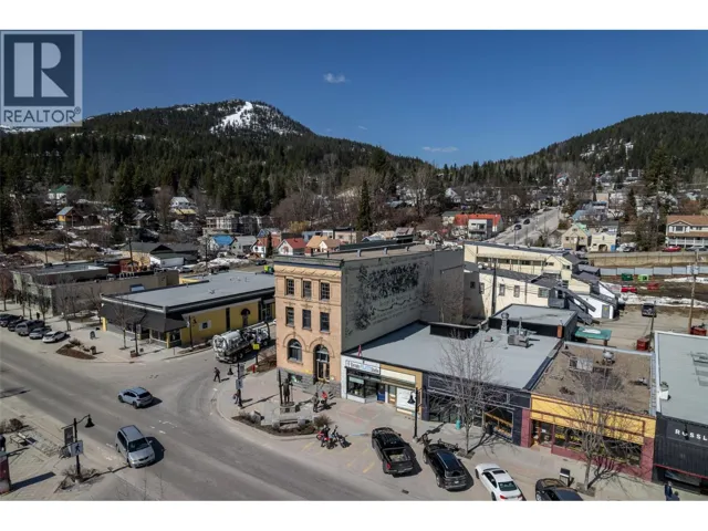 2004 Columbia Avenue, Rossland, British Columbia V0G1Y0