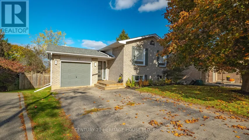 45 LATZER CRESCENT, Brantford, Ontario N3V1E1
