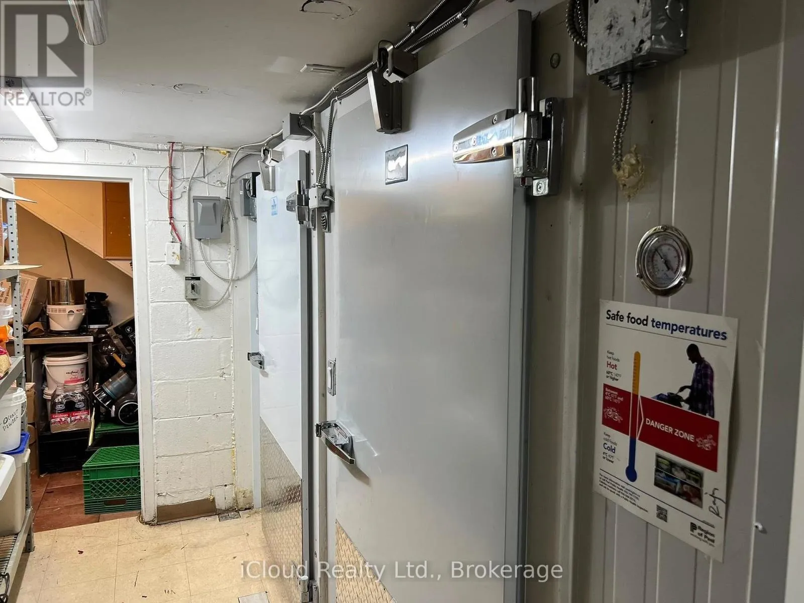 Commercial Sale For Sale